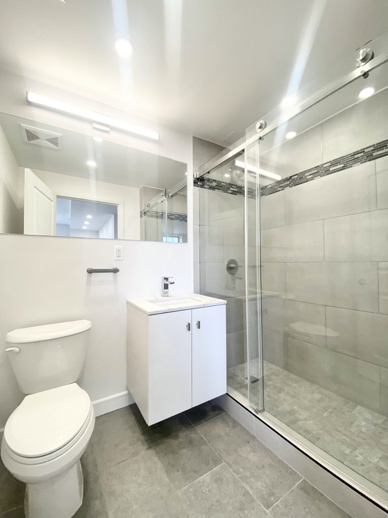 West 81st Street - Photo 7