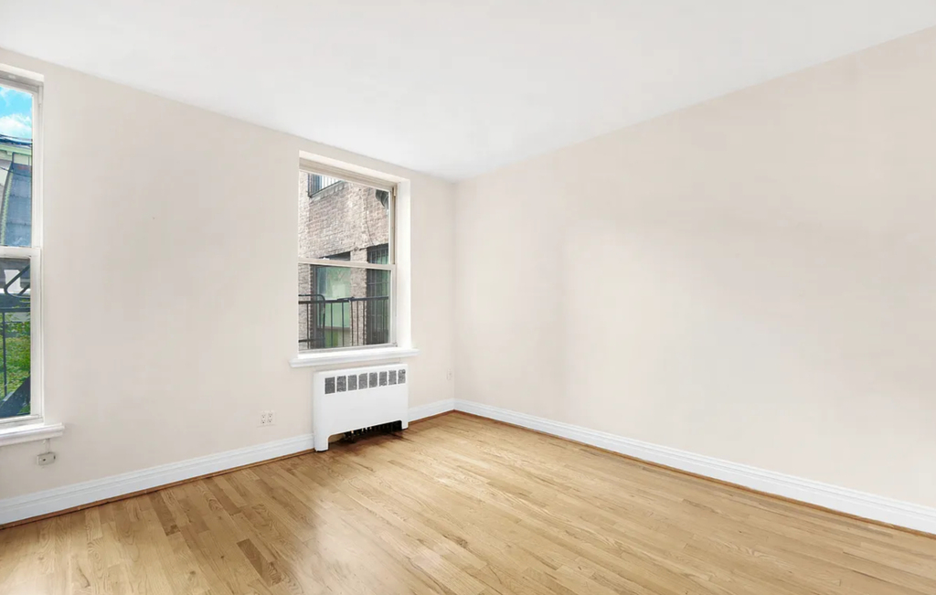 East 27th Street and Lexington Avenue - Photo 2