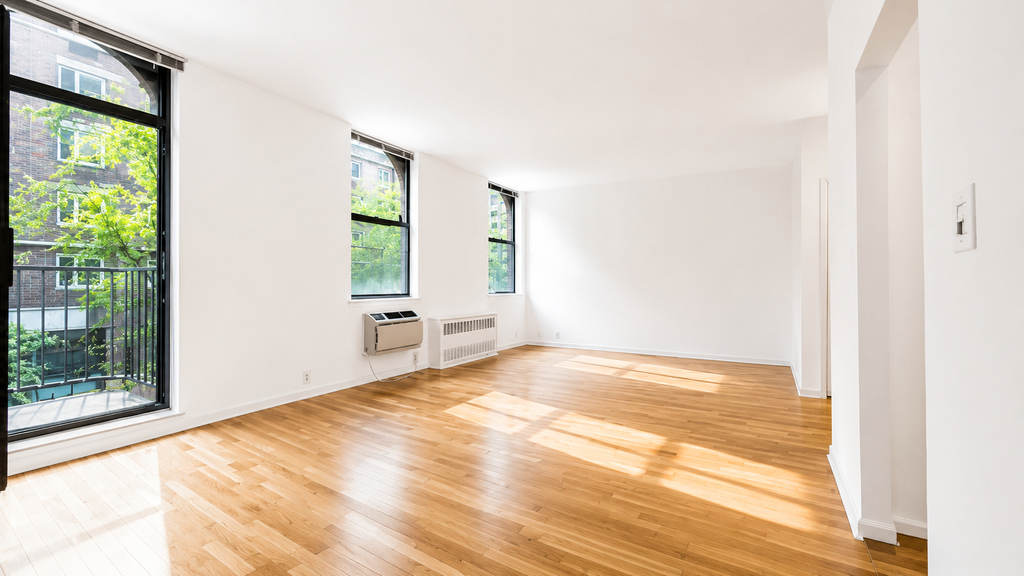 201 East 12th Street - Photo 2