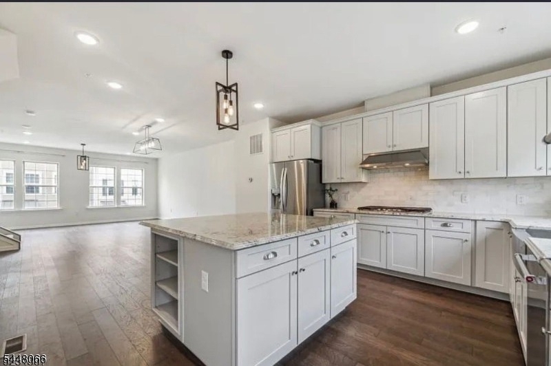4 Braeburn Ct - Photo 2