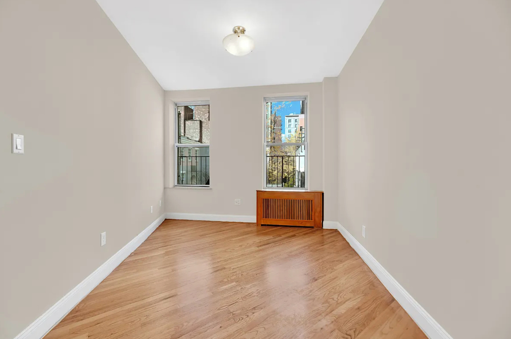 876 Lexington Avenue - Photo 4