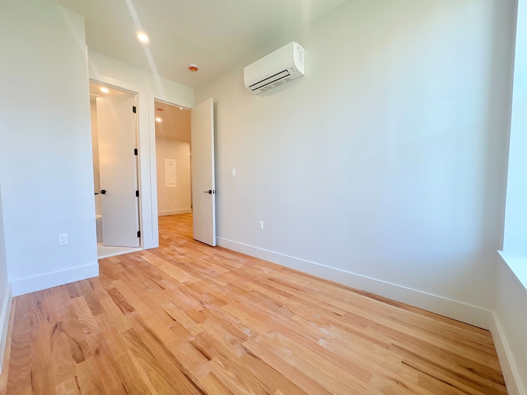 415 Himrod Street - Photo 3