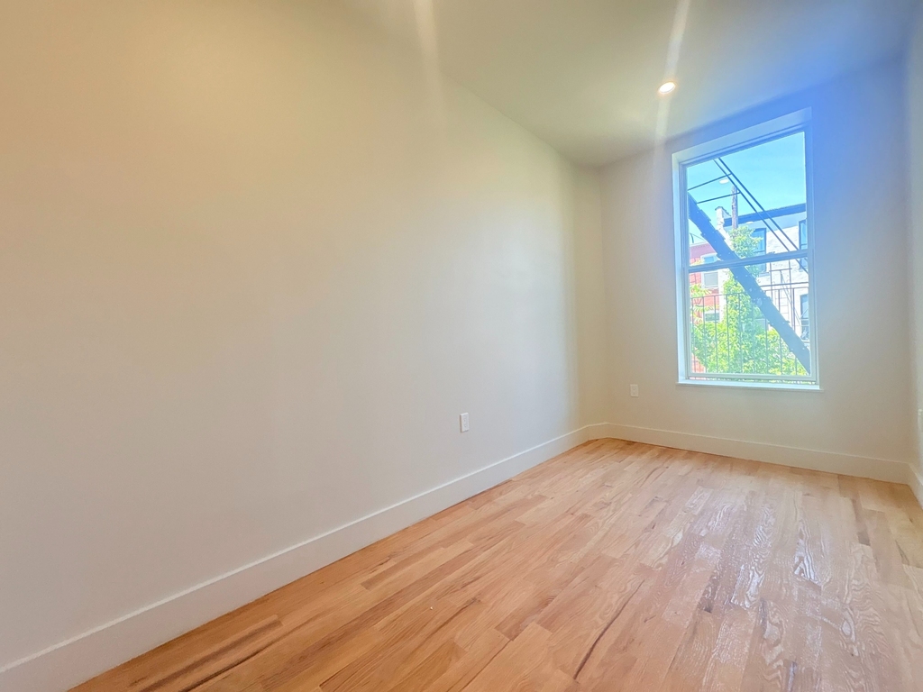 415 Himrod Street - Photo 2