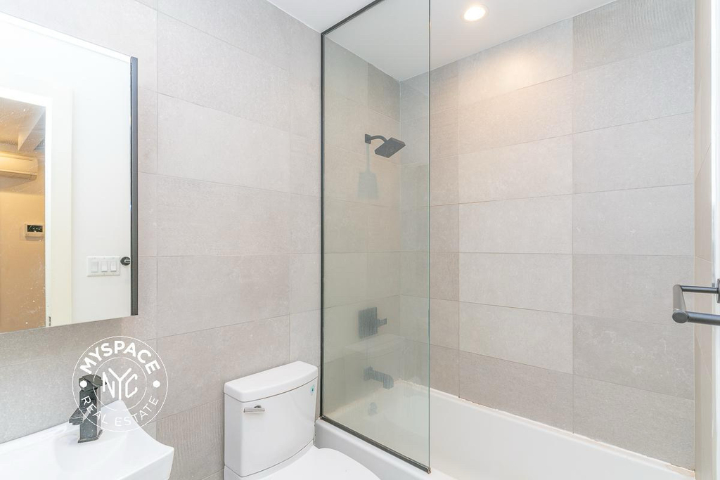 826 St Johns Place - Photo 7