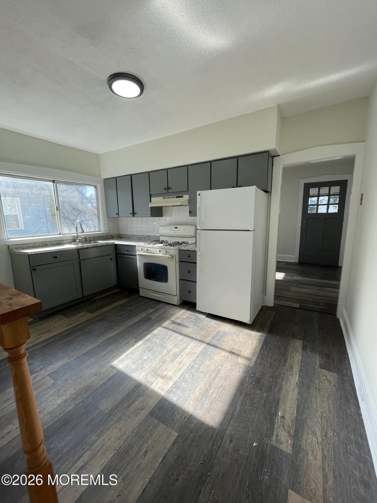 37 E Gloucester Pike - Photo 1