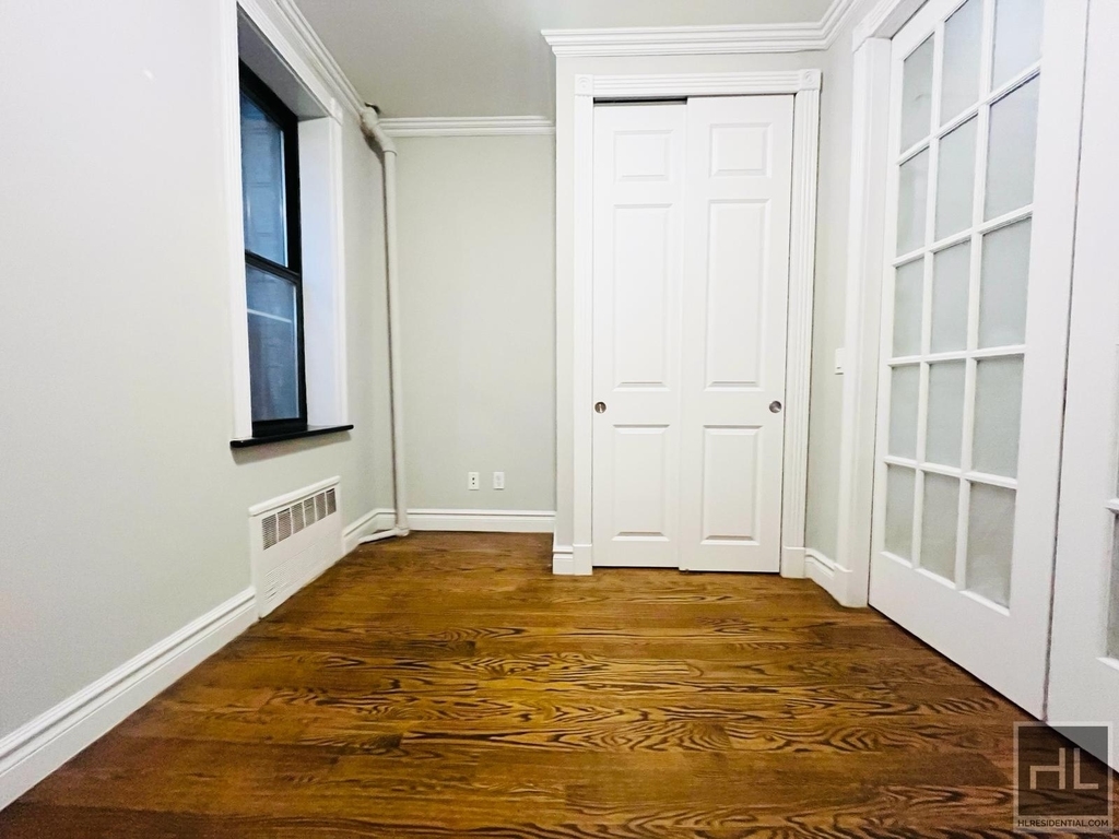East 23rd Street - Photo 4