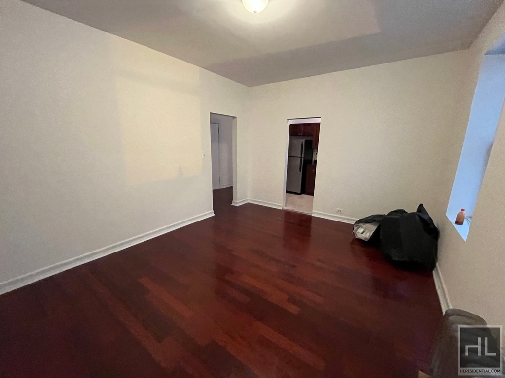 Ft Washington Avenue - Photo 6