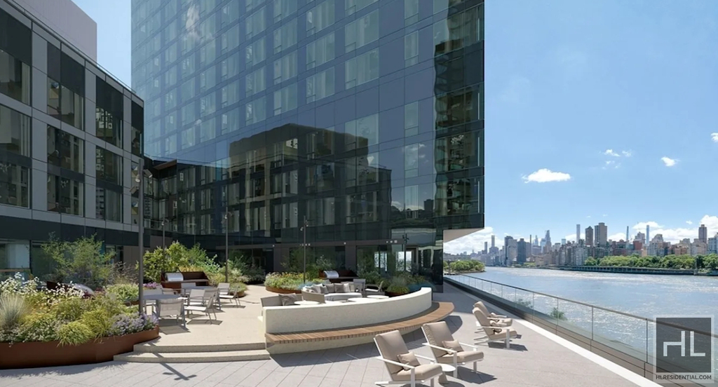 Halletts Point, Long Island City, Ny 11102 - Photo 5