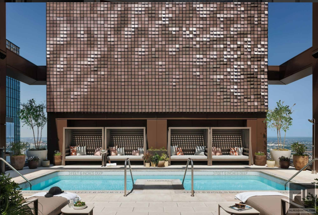 10th Avenue - Photo 10