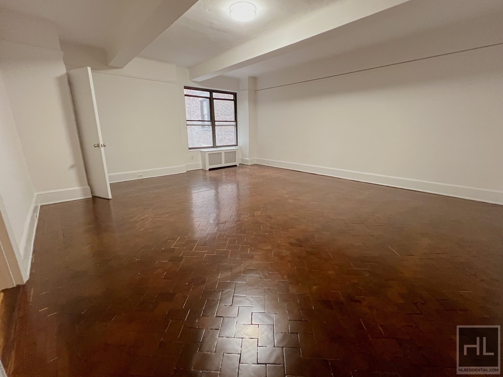 West 73rd Street - Photo 0