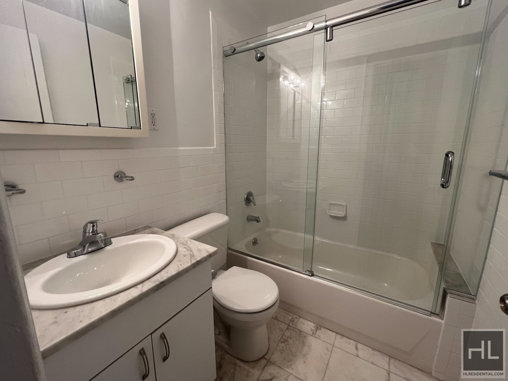 West 73rd Street - Photo 3