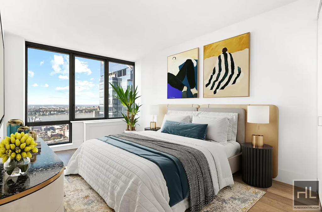 West 47th Street - Photo 3