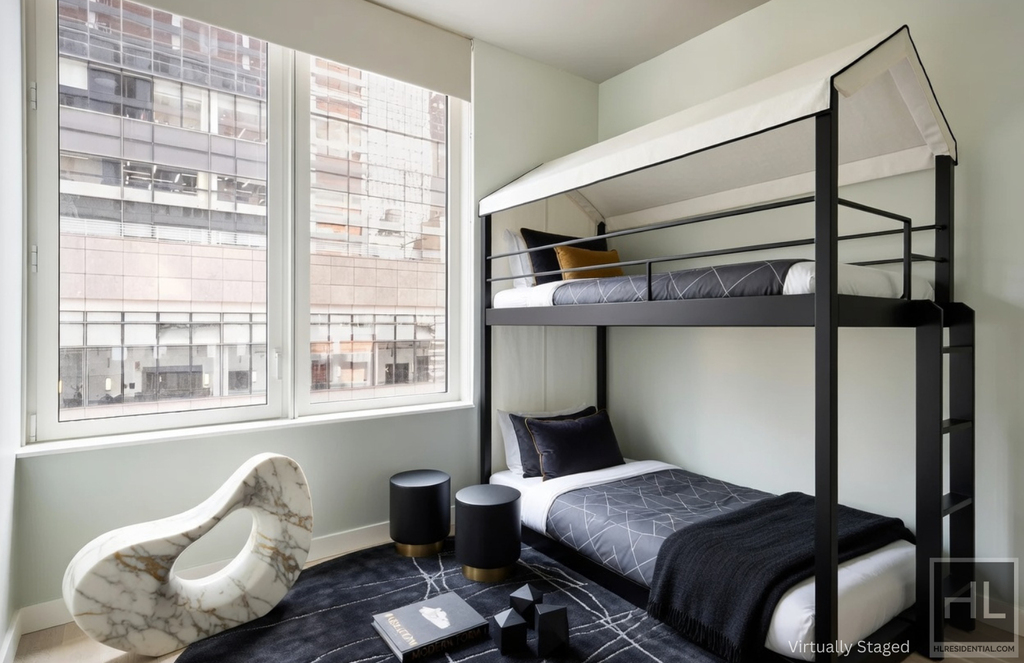 West 60th Street - Photo 11