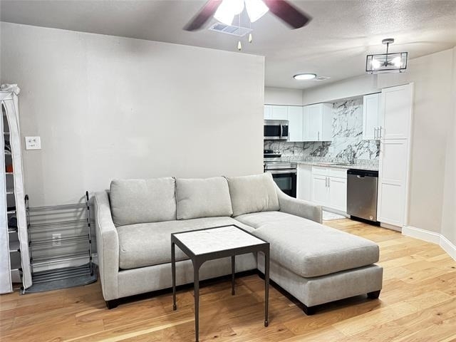 9833 Walnut Street - Photo 0
