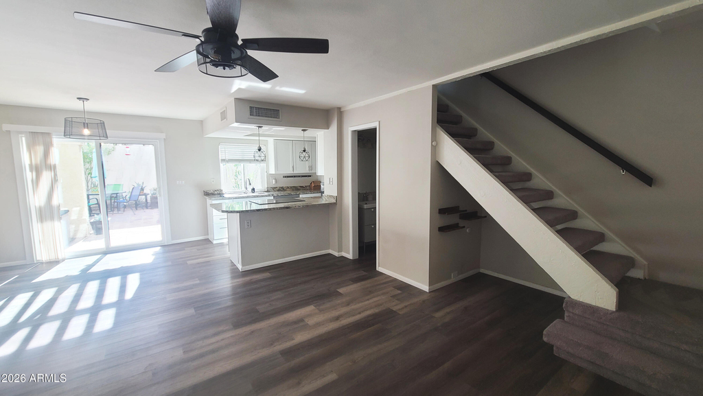 8645 S 51st Street - Photo 7