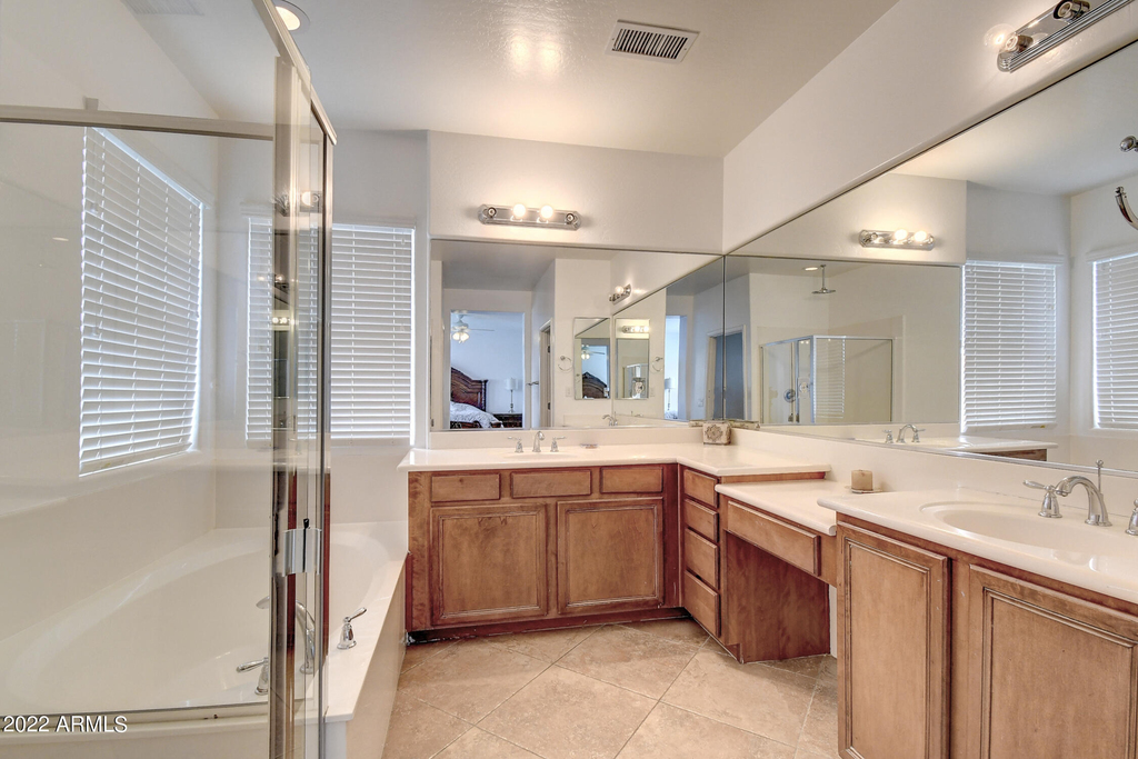 1120 N Crosscreek Drive - Photo 21
