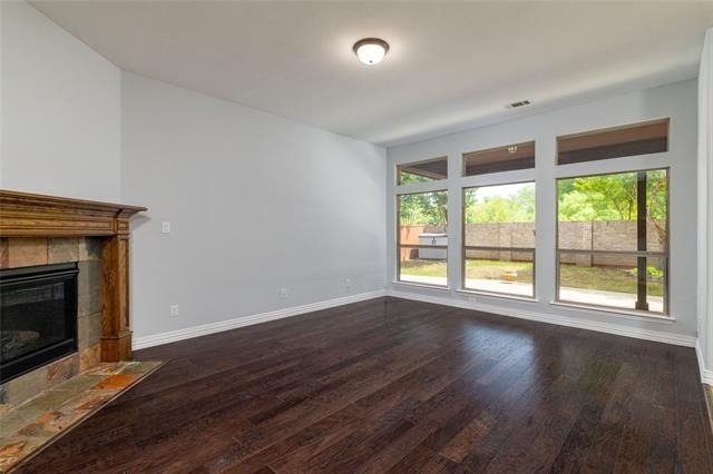 305 Dorset Court - Photo 10
