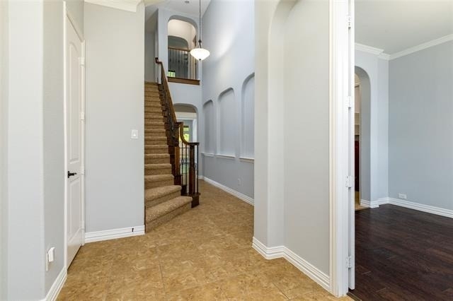 305 Dorset Court - Photo 7