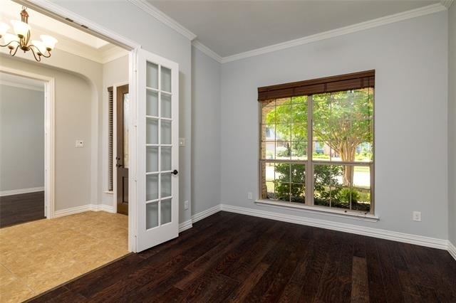 305 Dorset Court - Photo 5