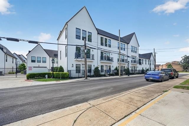 131 Thornton Street - Photo 17