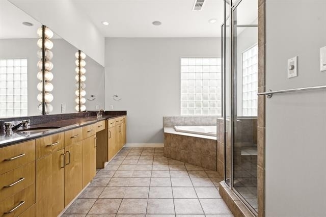 3925 Gilbert Avenue - Photo 28