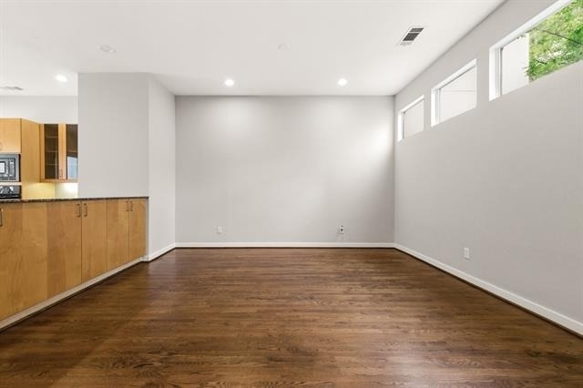 3925 Gilbert Avenue - Photo 18