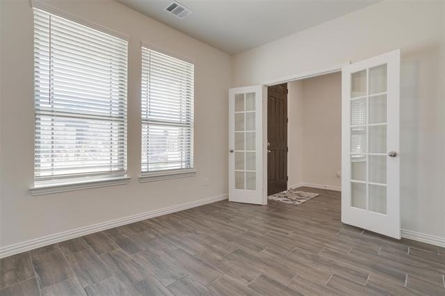 6721 Farsight Drive - Photo 3