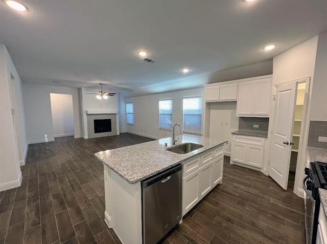 1401 Elizabeth Street - Photo 4