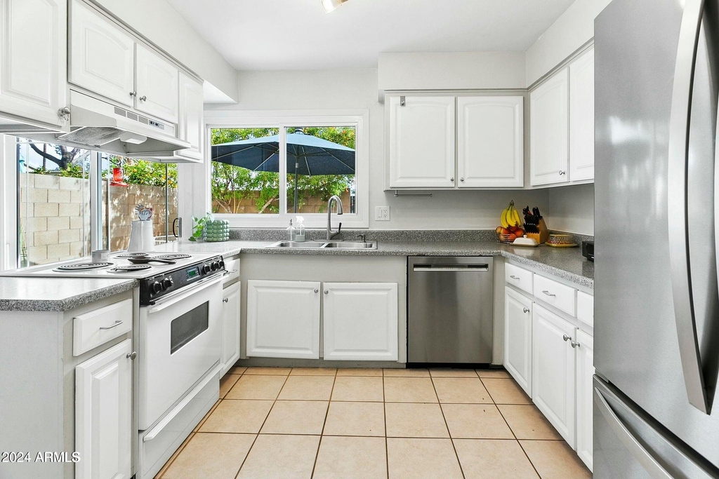 4808 S Stanley Place - Photo 7