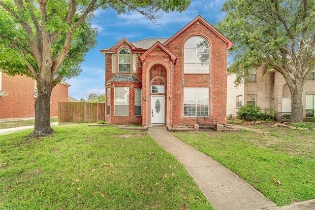 1410 Post Oak Drive - Photo 0