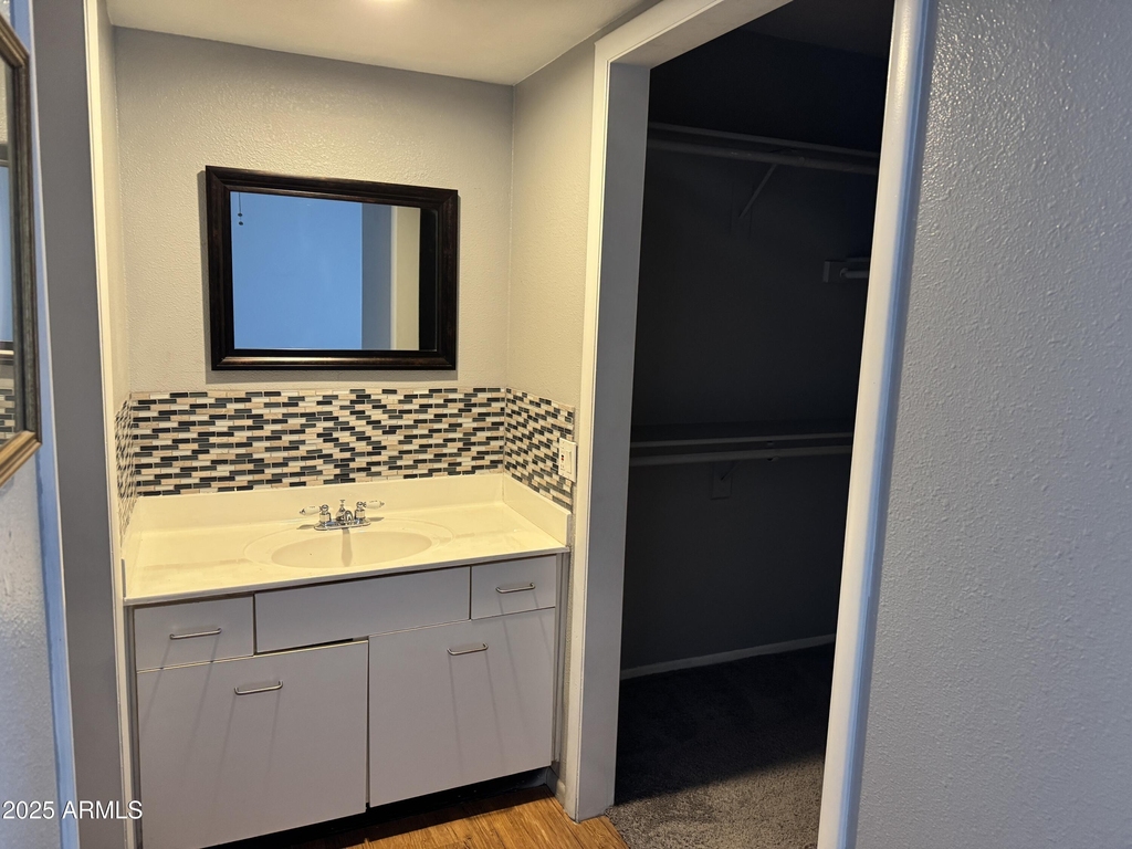 11110 N 82nd Lane - Photo 9