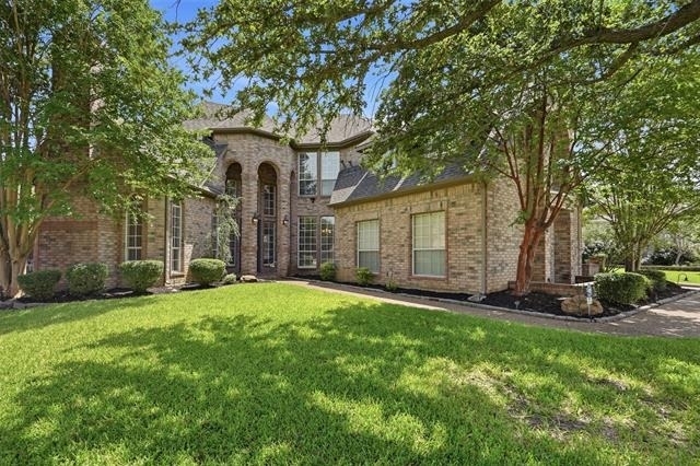 2221 Danielle Drive - Photo 2