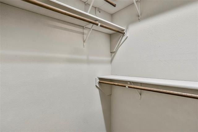 813 Bristol Avenue - Photo 16