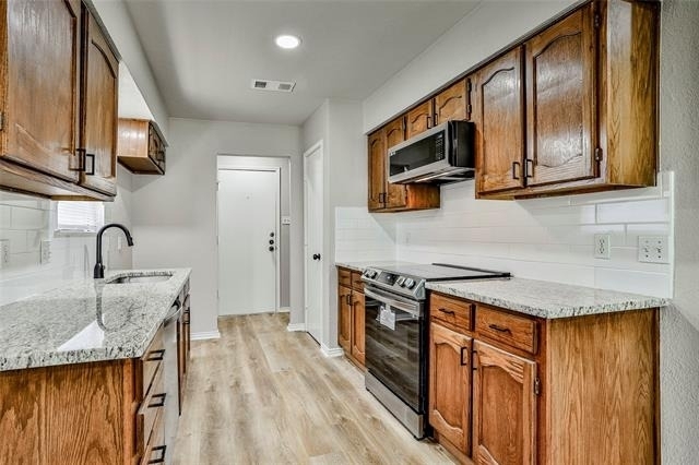 813 Bristol Avenue - Photo 18