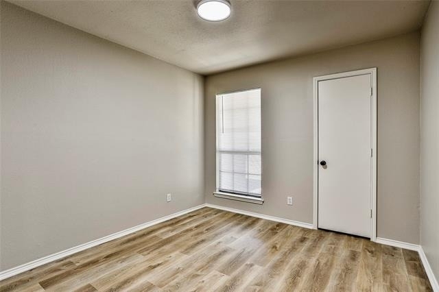 813 Bristol Avenue - Photo 8