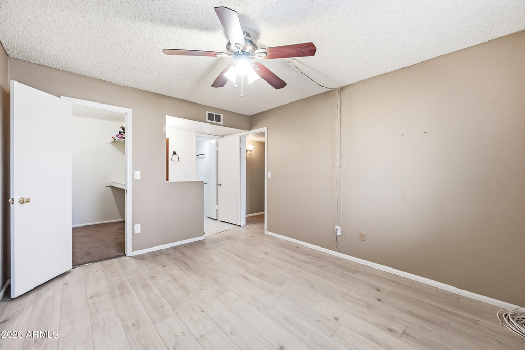 533 W Guadalupe Road - Photo 16