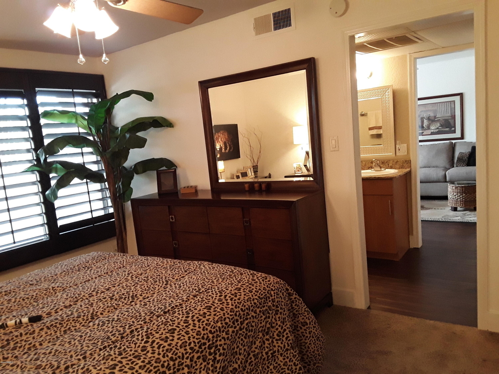 7350 N Via Paseo Del Sur -- - Photo 16