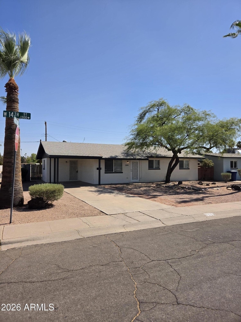 1309 W 14 Street - Photo 0