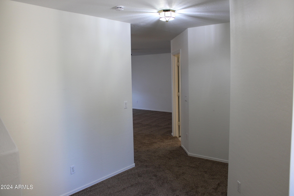 2568 W Tanner Ranch Road - Photo 4