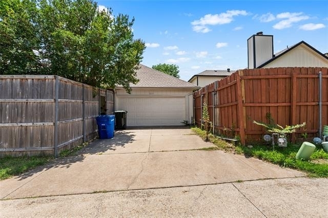 2219 Greenview Drive - Photo 18