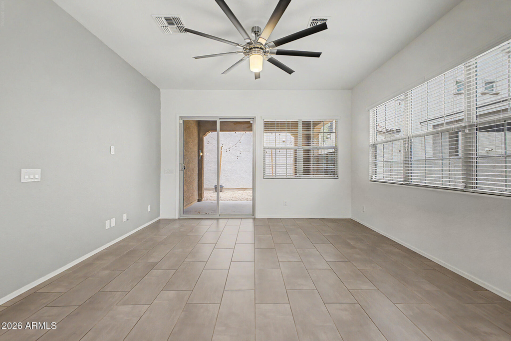 2540 N 149th Avenue - Photo 7