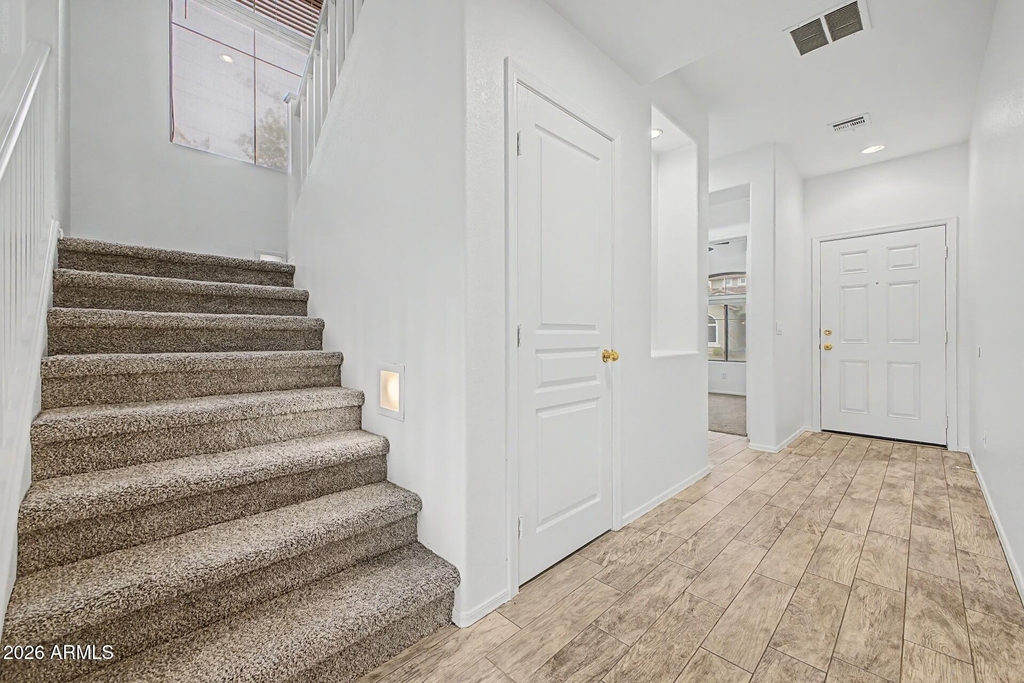 3983 S Crosscreek Drive - Photo 2