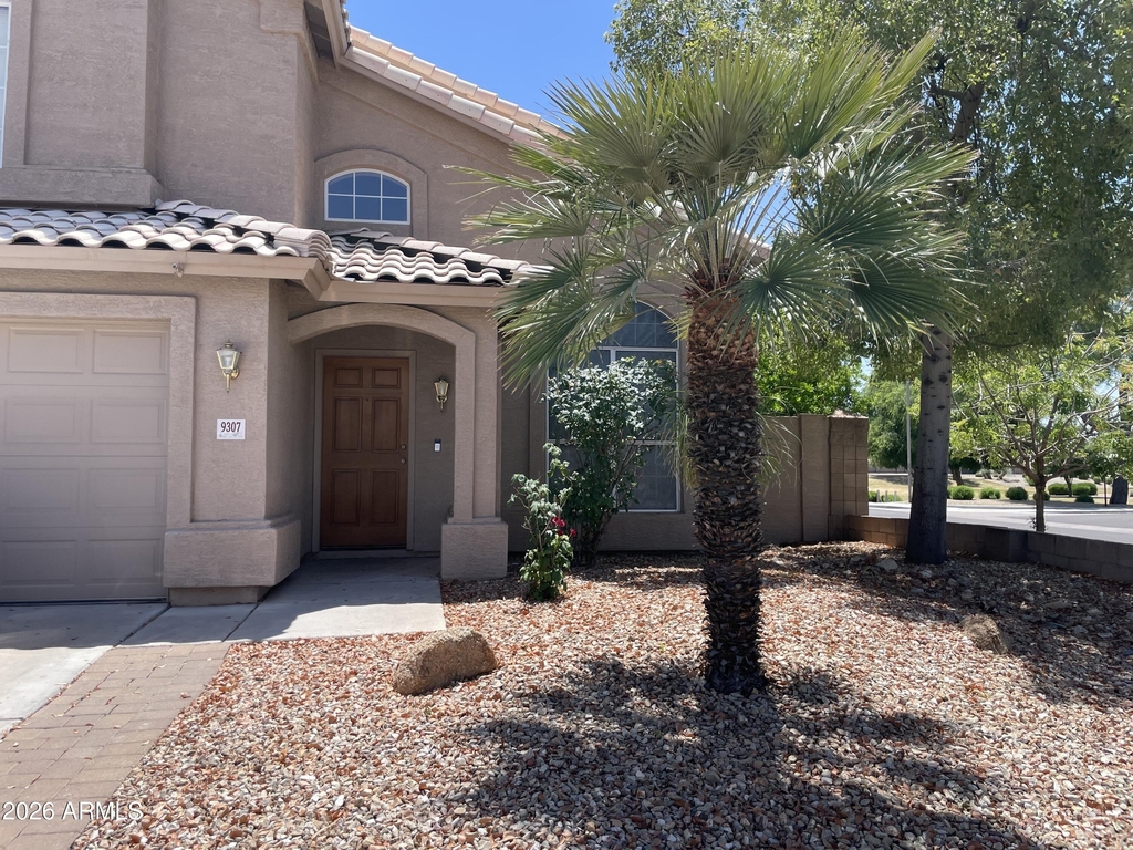 9307 E Wood Drive - Photo 0