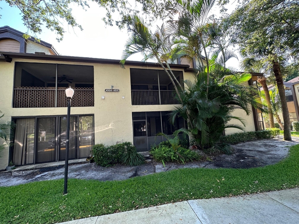 4509 Carambola Circle S - Photo 26