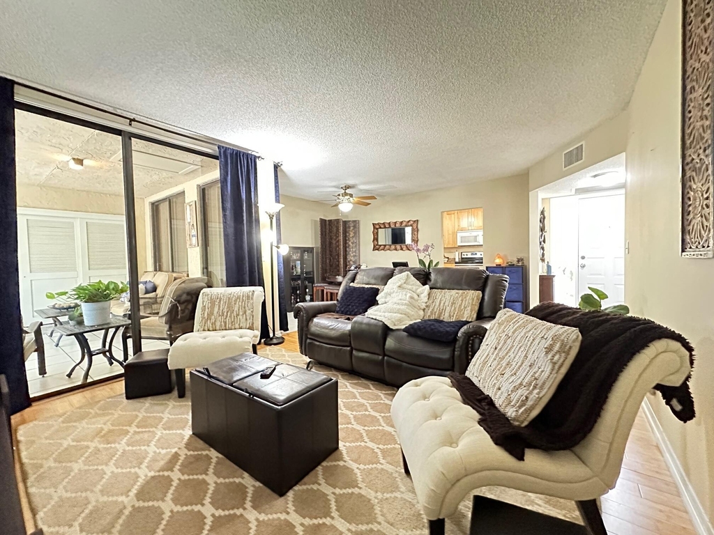 4509 Carambola Circle S - Photo 3