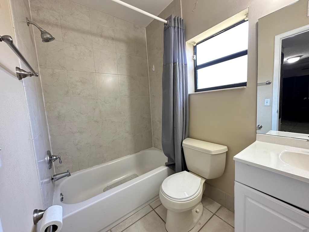 4509 Carambola Circle S - Photo 16