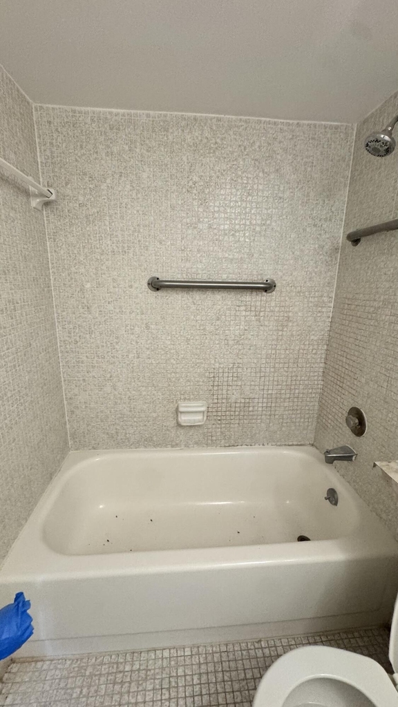 100 Village Green Circle E - Photo 8