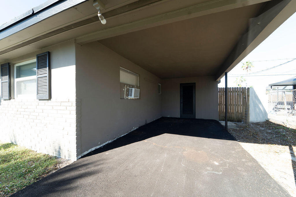 4317 Birdwood Street - Photo 22