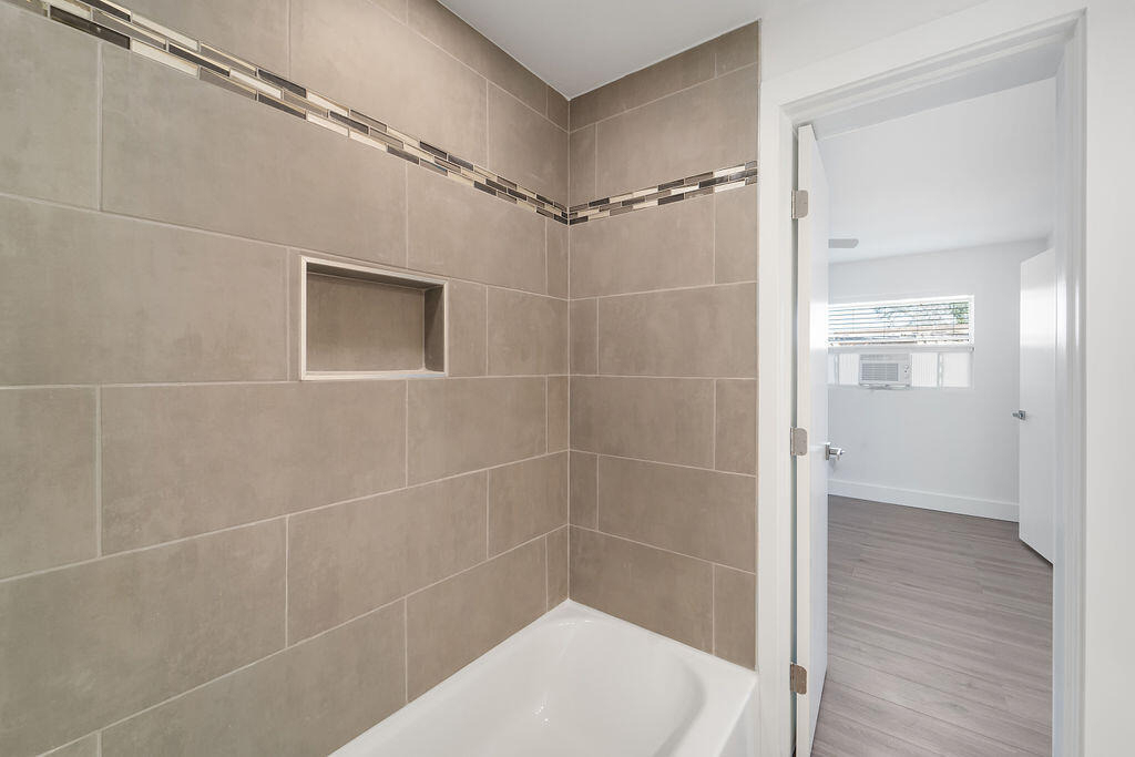 4317 Birdwood Street - Photo 16