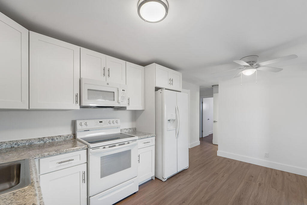 4317 Birdwood Street - Photo 10